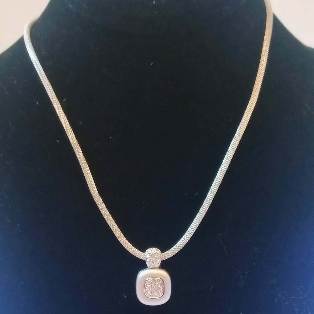 Swarovski Silver Mesh Necklace w/ Pave Crystal Cushion Pendant  Swan Logo  16–18 - Picture 2 of 8